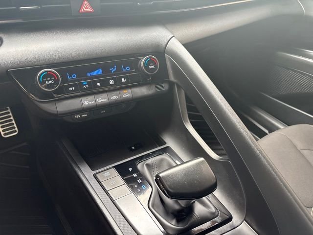 Used 2025 Intense Blue Hyundai SEL Sport image 26