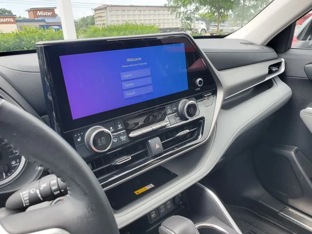 Certified Used 2024 Silver Toyota XLE image 27