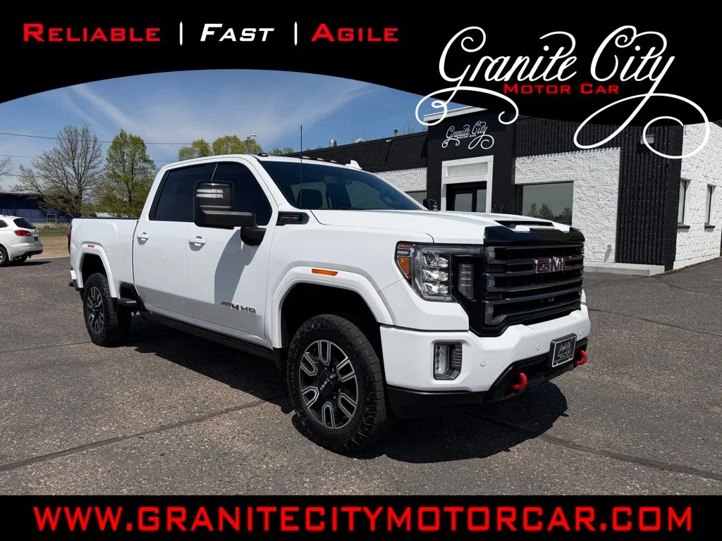 2022 GMC Sierra 4WD Crew Cab Standard Box AT4's photo