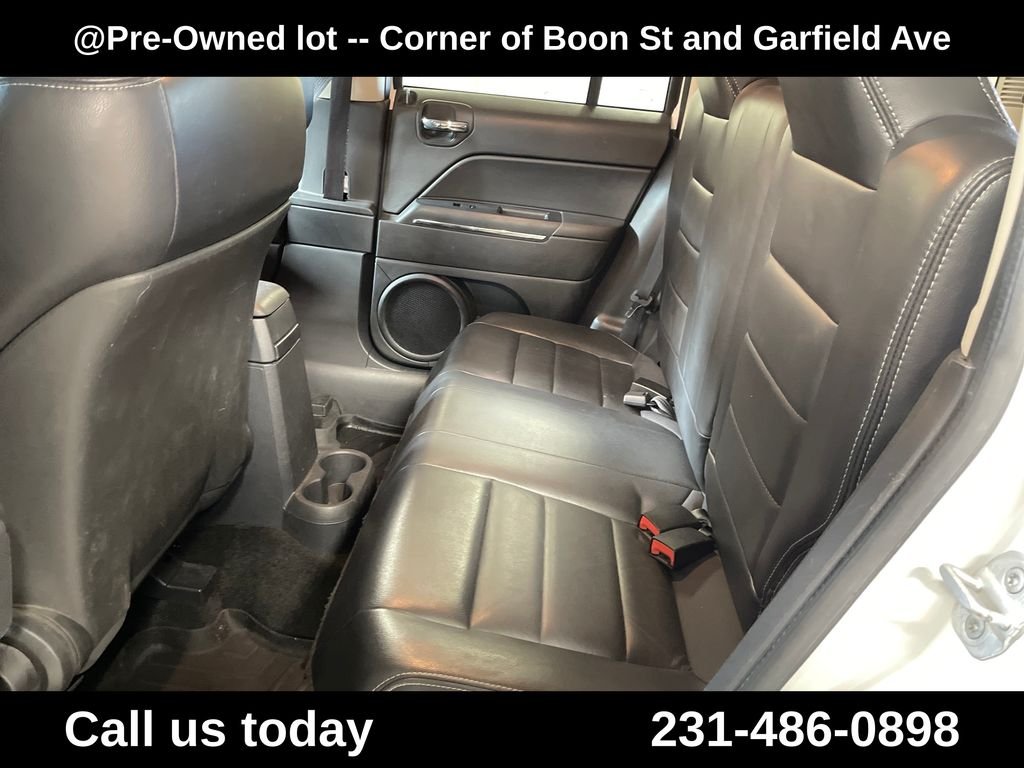 Used 2013 White Jeep Limited image 22
