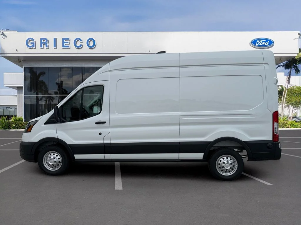 New 2026 White Ford Base image 4