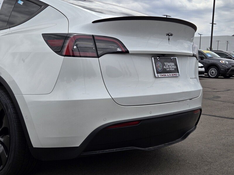 Used 2021 Pearl White Multi-Coat TESLA LONG RANGE AWD image 6
