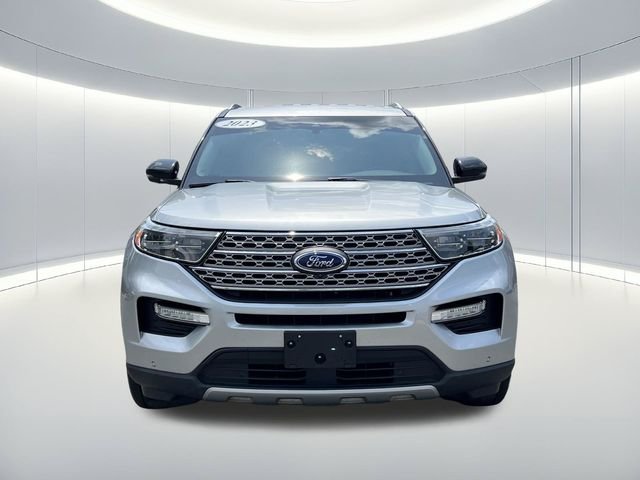 Used 2023 Silver Ford Limited image 8