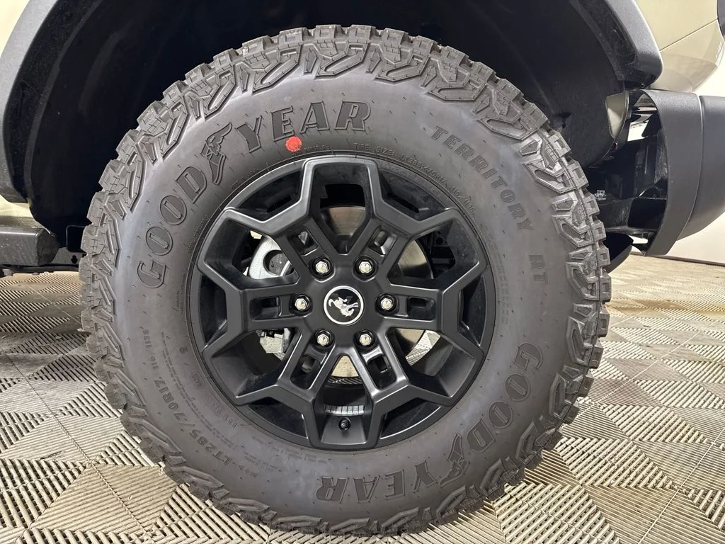 New 2026 Beige Ford Badlands image 17