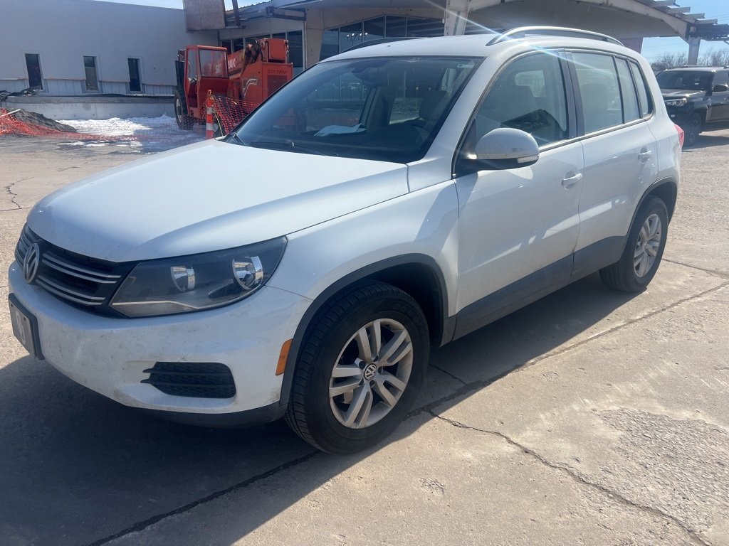 2016 Volkswagen Tiguan S