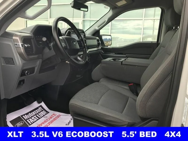 Certified Used 2024 Avalanche Ford XLT image 6