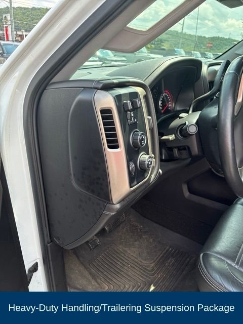 Used 2016 White GMC Denali image 12