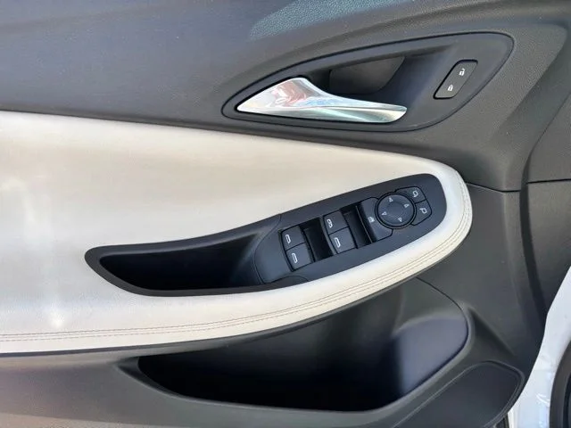 Used 2024 White Buick Sport Touring image 12