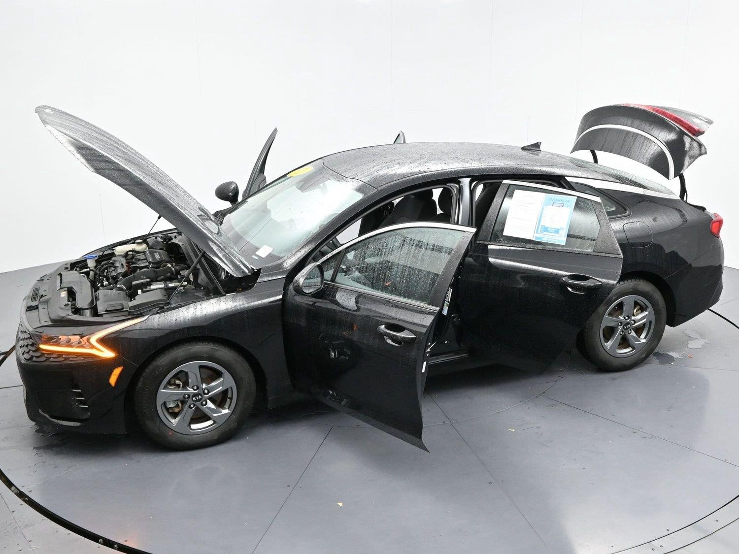 Used 2021 Ebony Black Kia LXS image 39