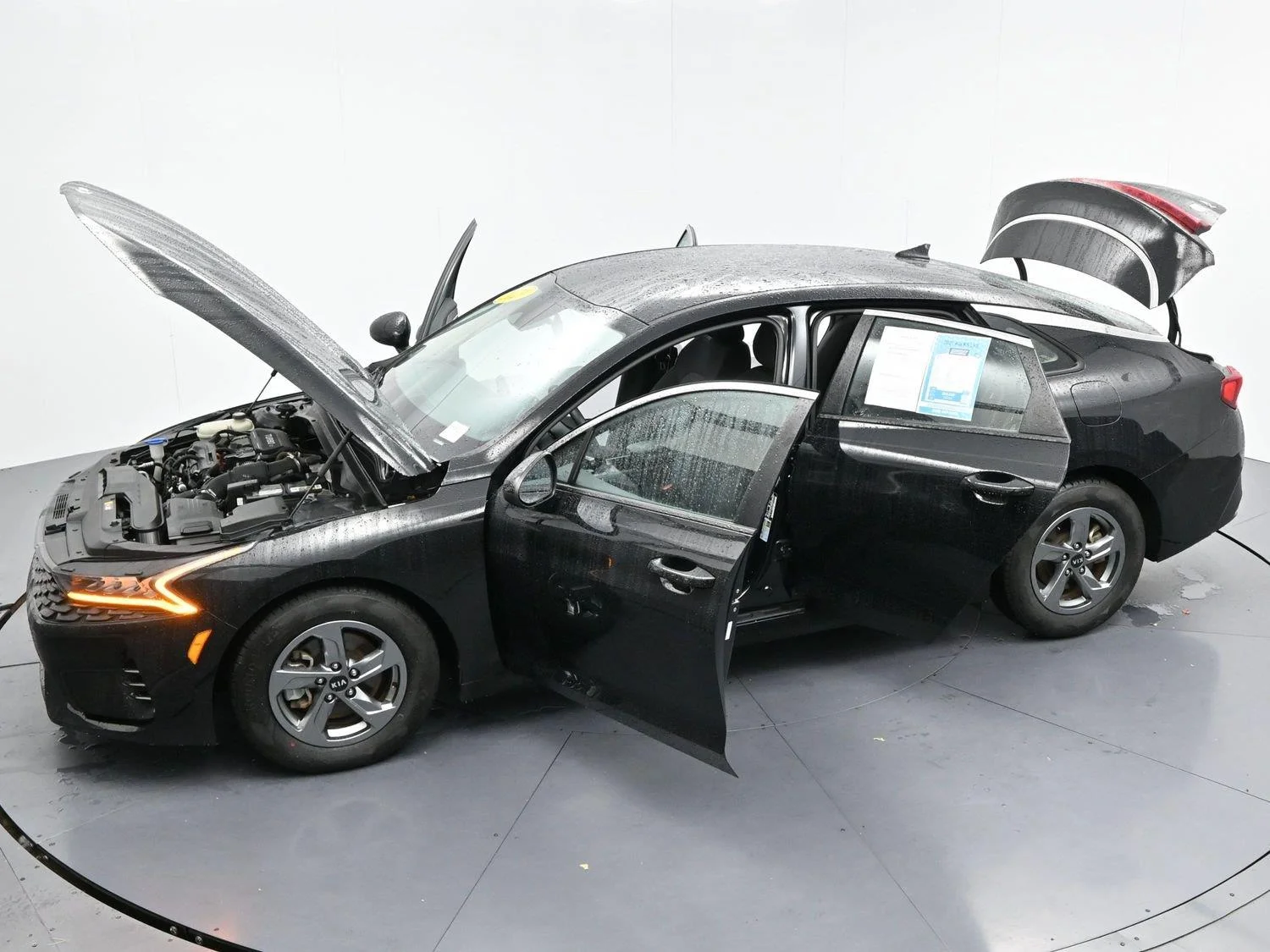 Used 2021 Ebony Black Kia LXS image 39