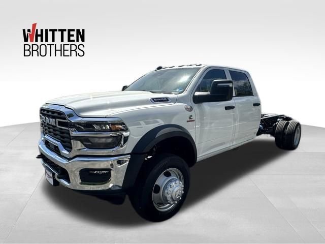 2026 RAM 5500 Big Horn 4X4 Crew Cab DRW 197" WB's photo