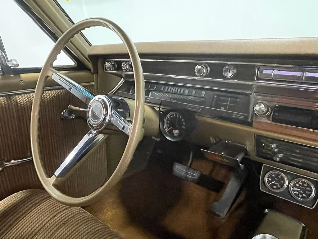 Used 1967 White Chevrolet  image 57