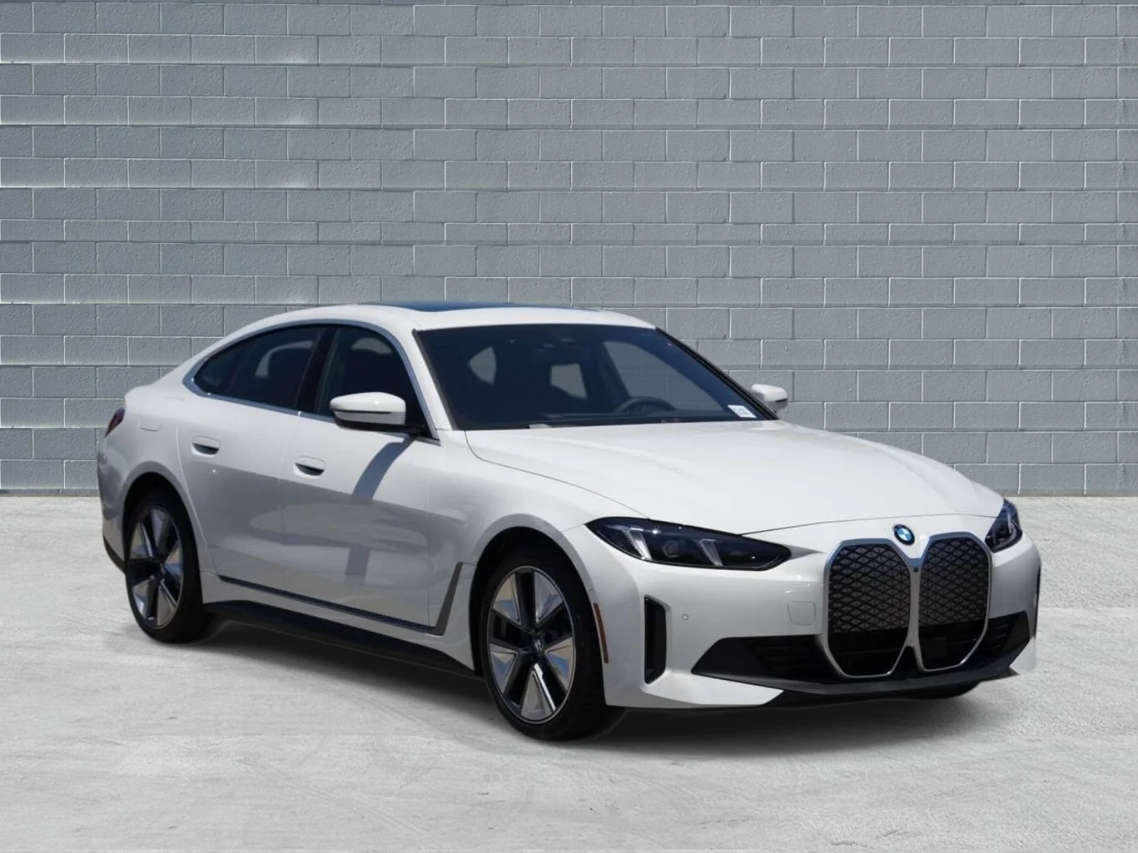 2026 BMW i4 40