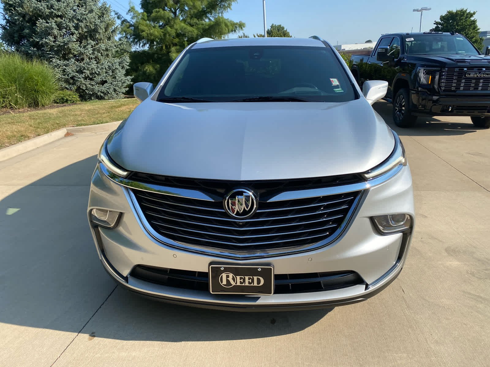Used 2022 Buick Enclave Premium with VIN 5GAERCKW3NJ102376 for sale in Kansas City