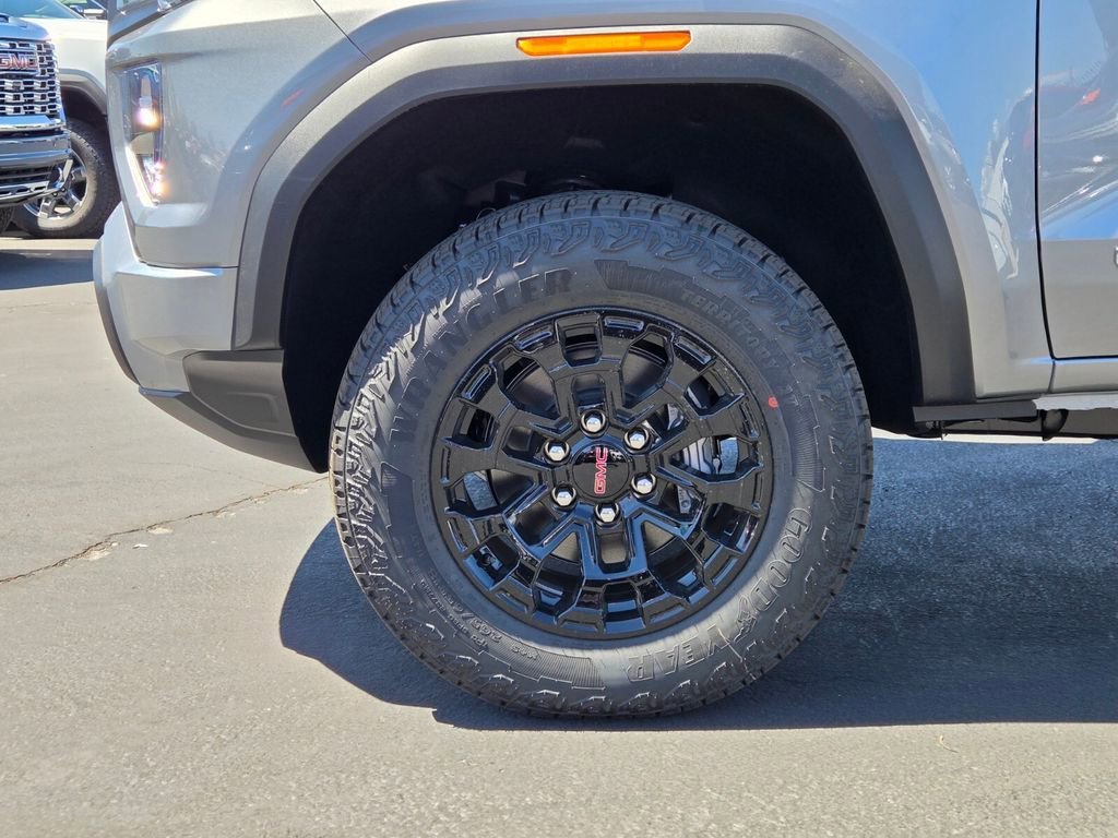 New 2026 Sterling Metallic GMC Elevation image 5