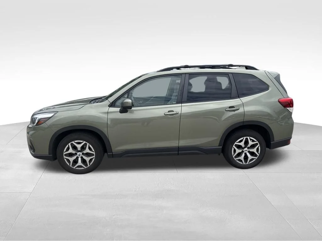Used 2020 Green Subaru Premium image 2