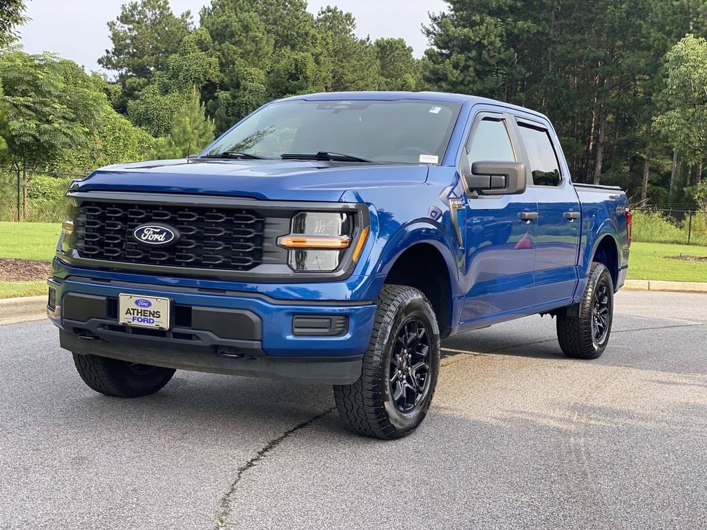 Used 2025 Atlas Blue Metallic Ford STX image 8
