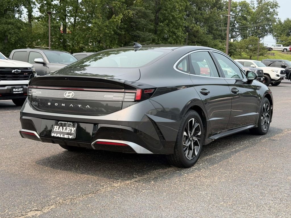 Used 2025 Gray Hyundai SEL image 20