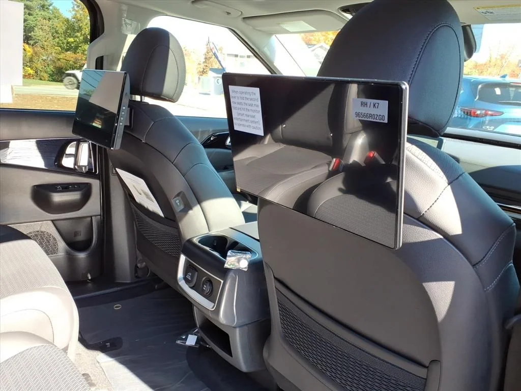 New 2026 Gray Kia SX Prestige image 10