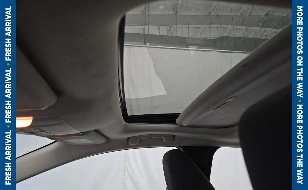 Used 2020 Silver Toyota LE image 6