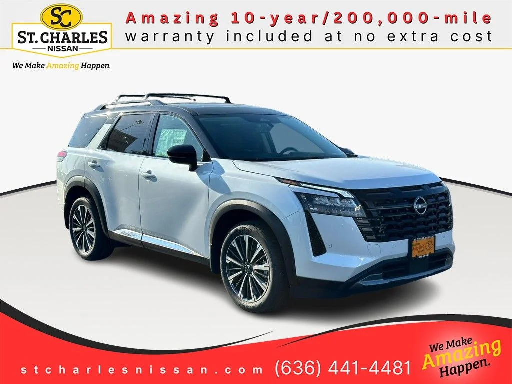 New 2026 Everest White Pearl TriCoat / Super Black Two-tone Nissan Platinum image 1