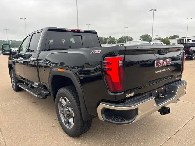 New 2026 Onyx Black GMC SLT image 6