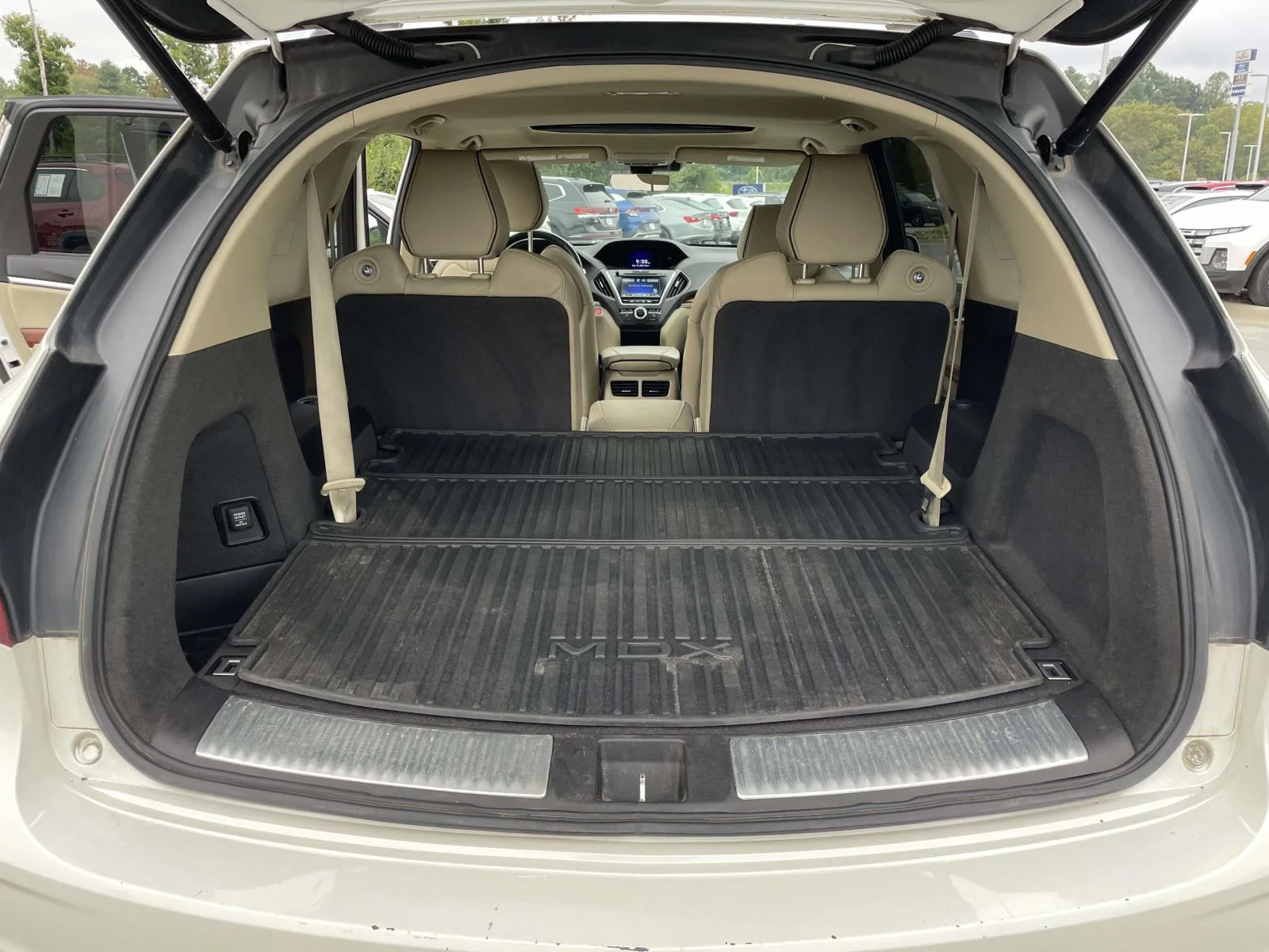 Used 2017 White Diamond Pearl Acura w/Advance Pkg image 31