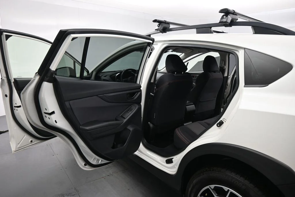 Certified Used 2018 White Subaru 2.0i Premium image 15