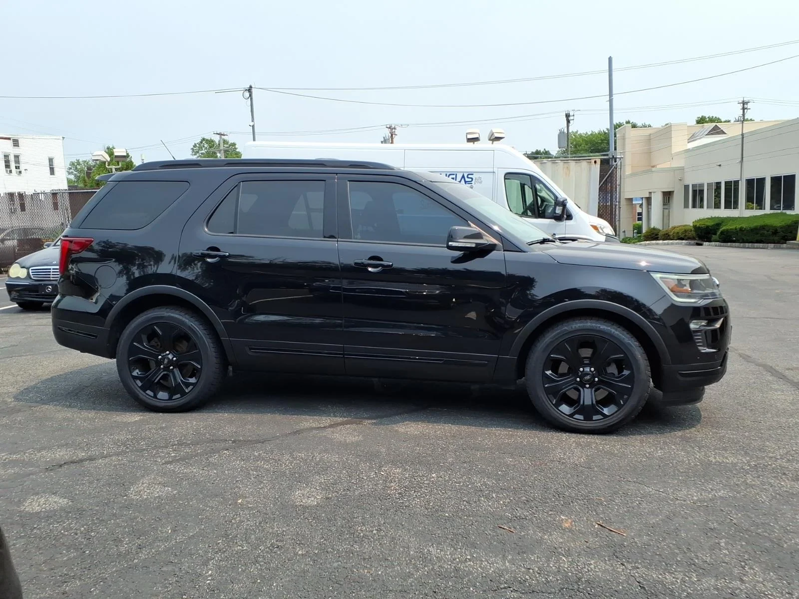 Used 2019 Black Ford Sport image 5