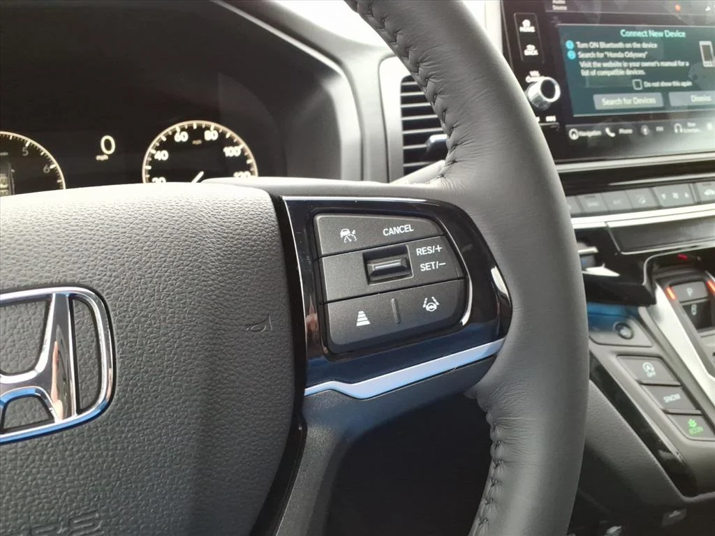 2026 Honda Odyssey Touring - Photo 12