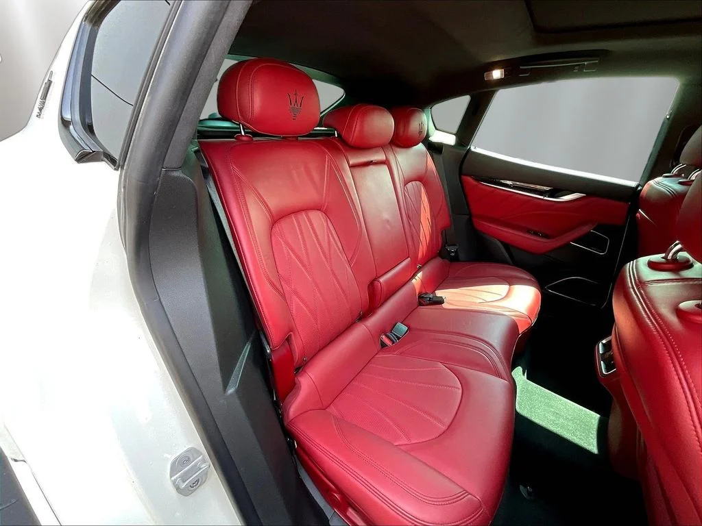 Used 2022 Bianco Maserati Modena image 25