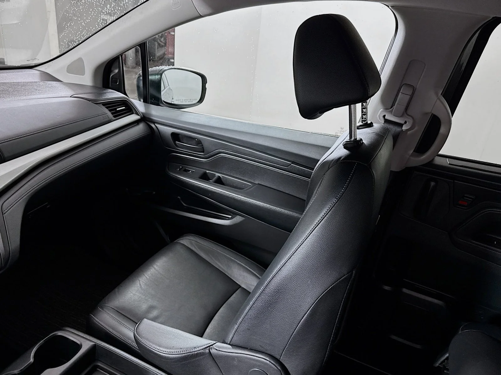 Used 2024  Honda EX-L image 23