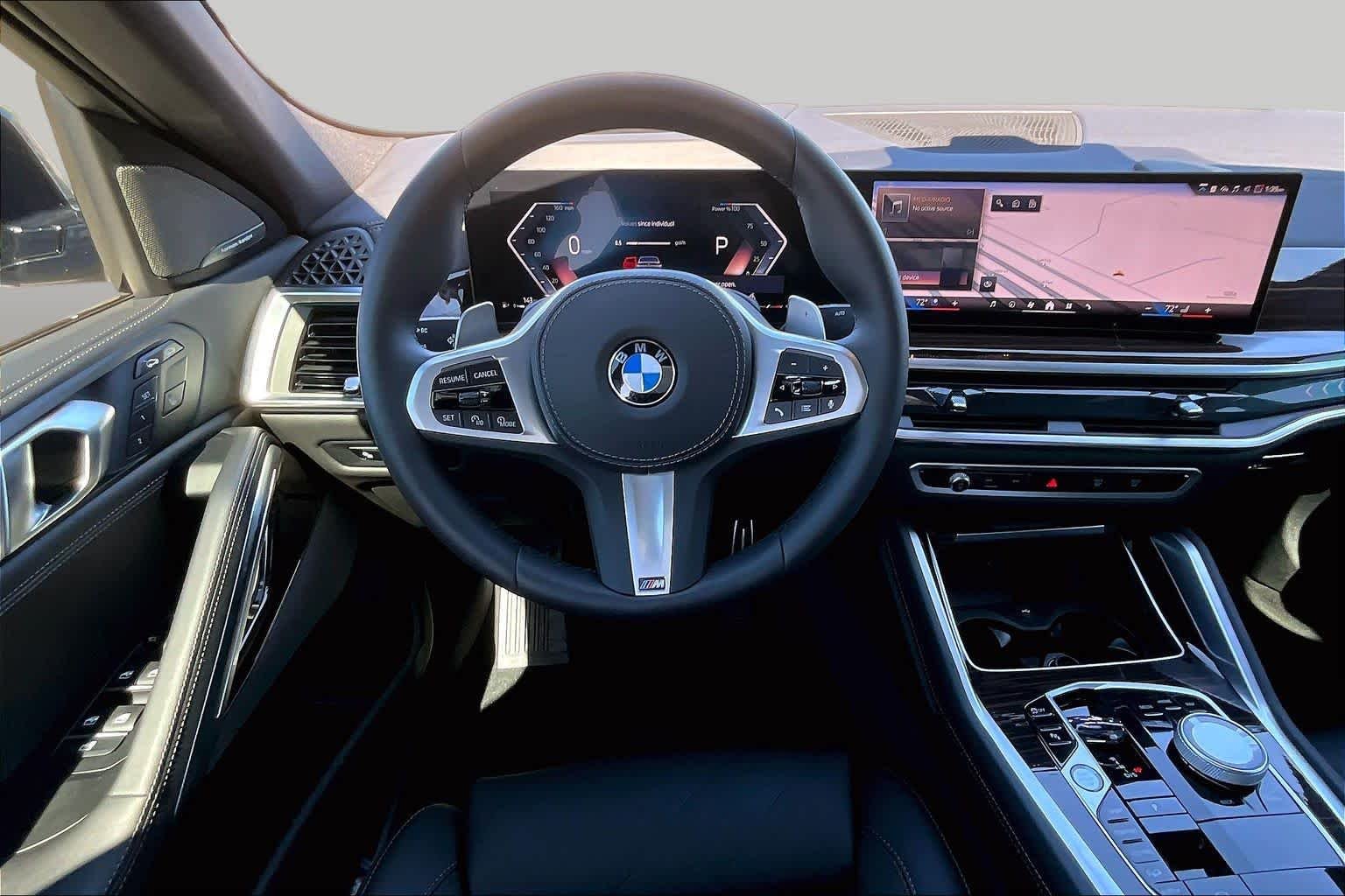 Used 2026 Skyscraper Grey Metallic BMW xDrive40i image 5