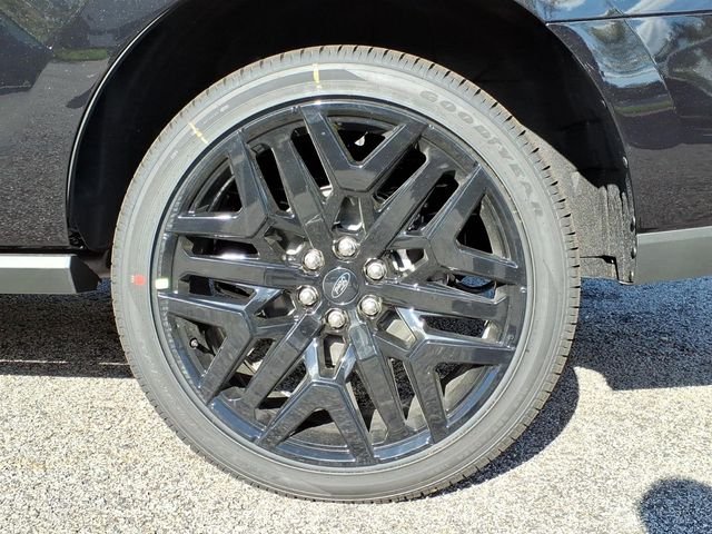 New 2026 Agate Black Metallic Ford Platinum® image 6