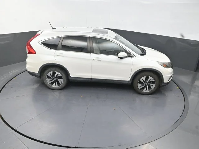 Used 2016  Honda Touring image 18