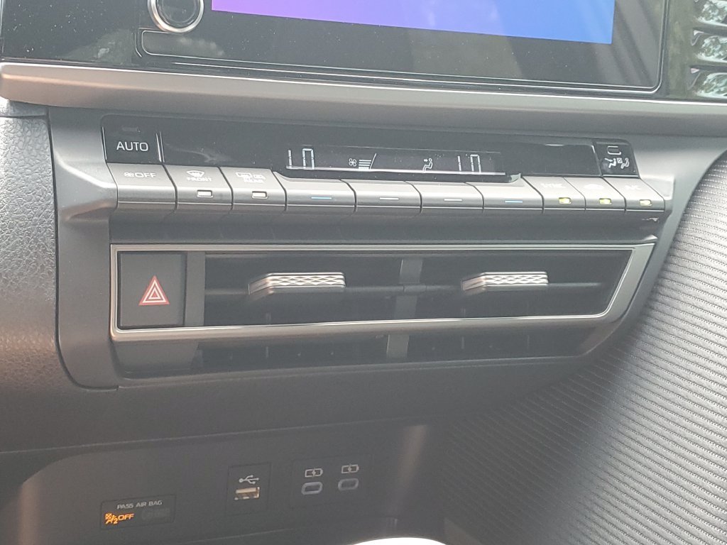 Used 2026  Toyota SE image 31