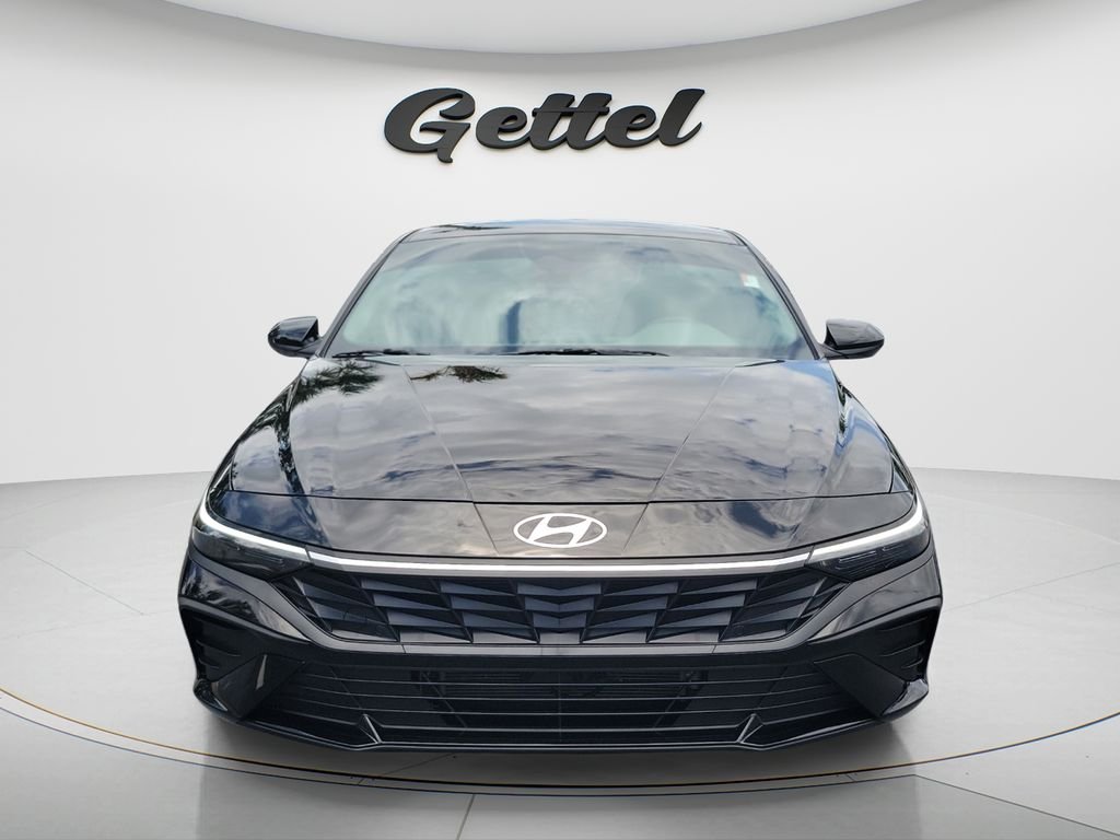 Used 2024 Black Hyundai Blue image 2