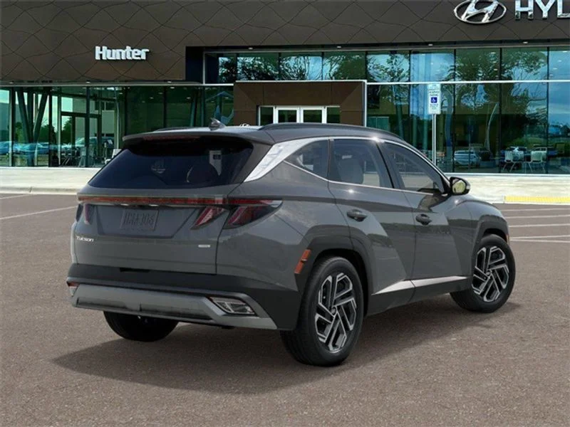 Used 2025 Hampton Gray Hyundai Limited image 4
