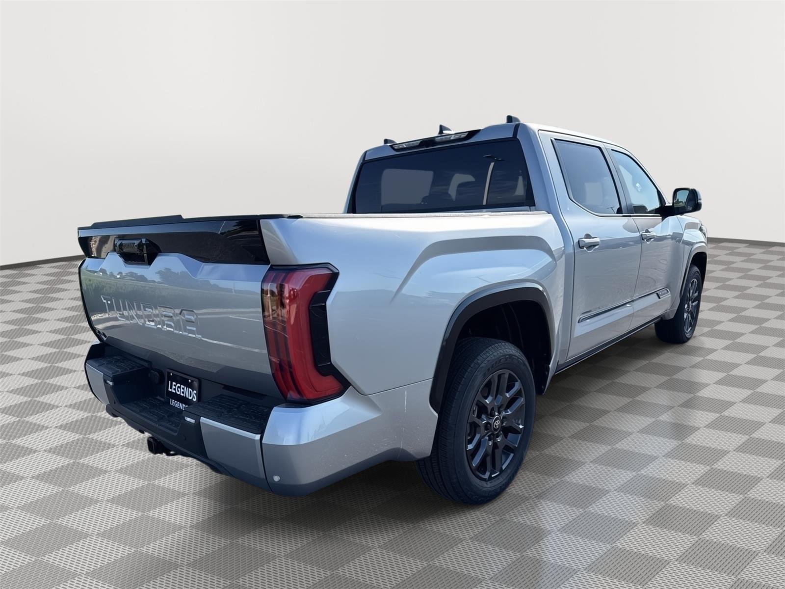 2026 Toyota Tundra Platinum - Photo 8