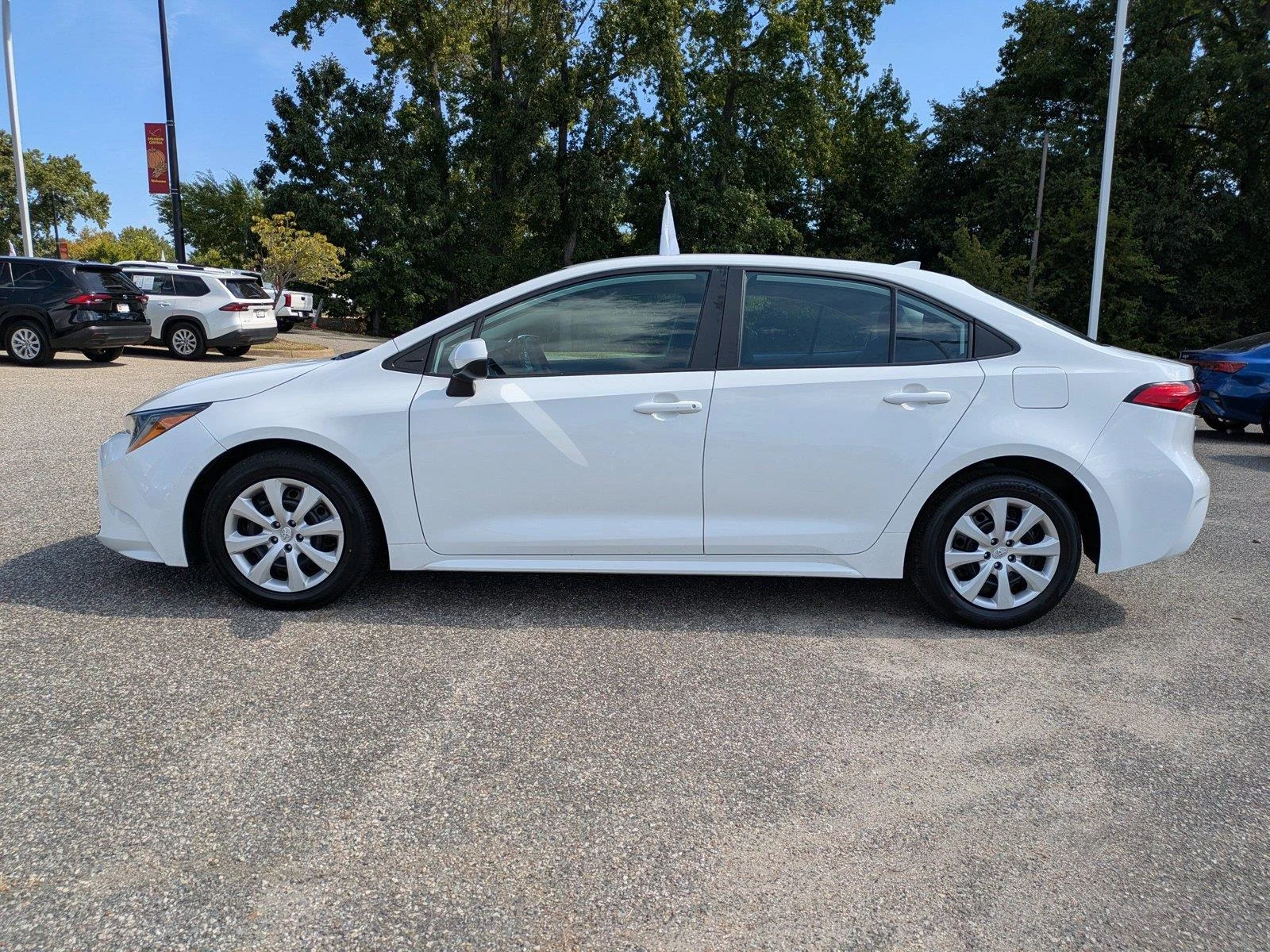 Certified Used 2024  Toyota LE image 7