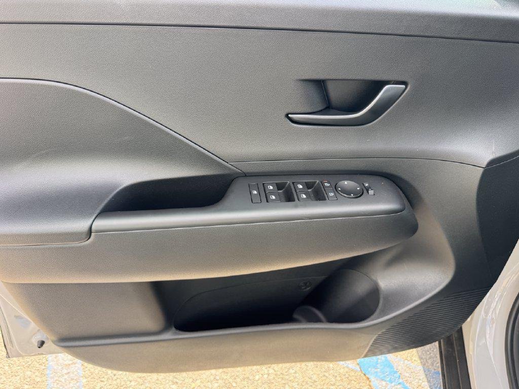 New 2027 Gray Hyundai SE FWD image 15