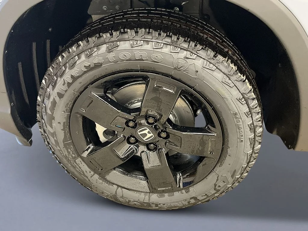 New 2026 Sonic Gray Pearl Honda Black Edition 3.5 image 12