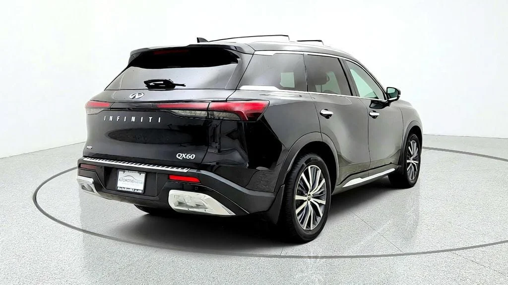 Used 2022 Mineral Black INFINITI SENSORY AWD image 5