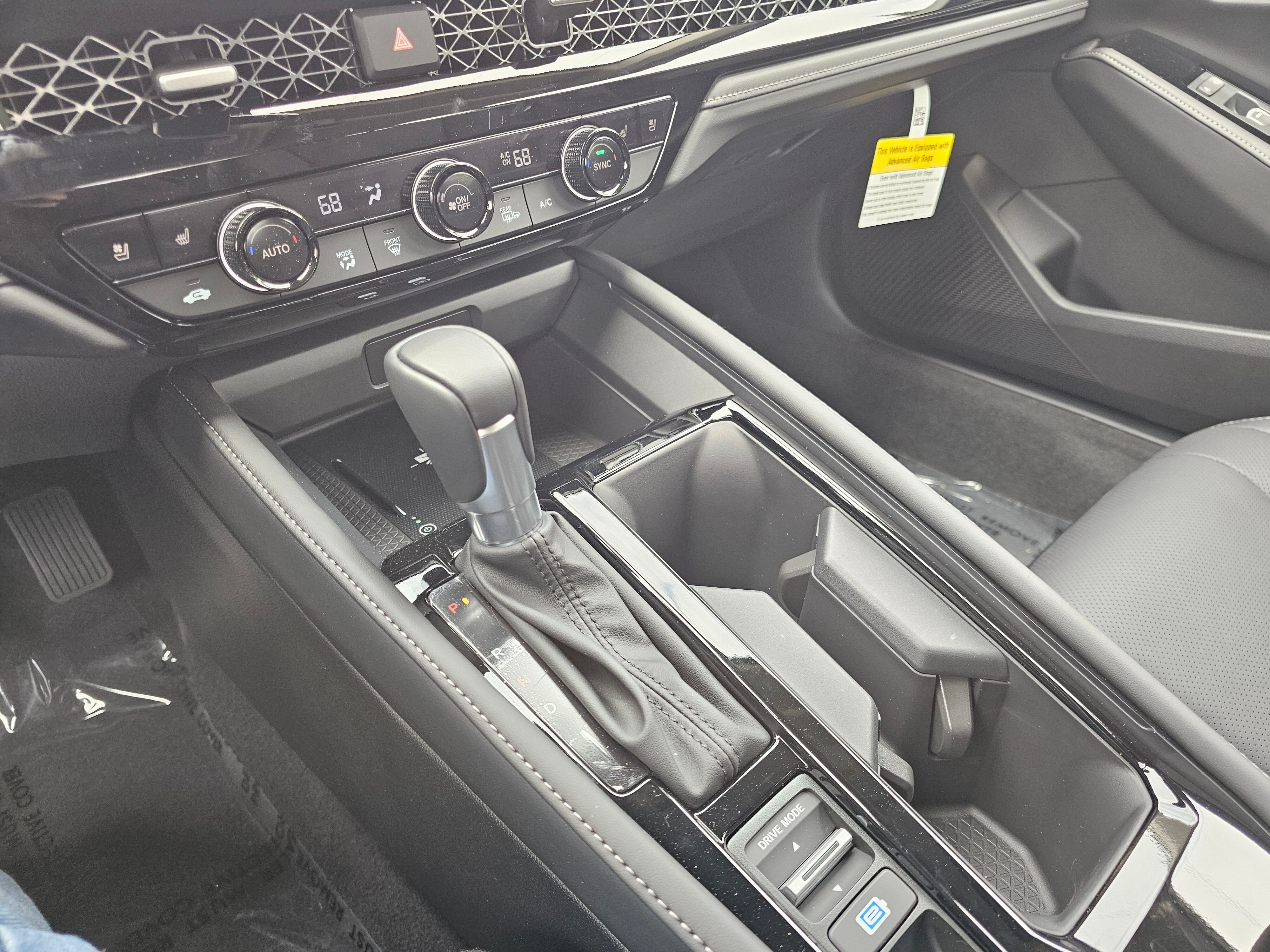 New 2026 Urban Gray Pearl Honda Touring image 31