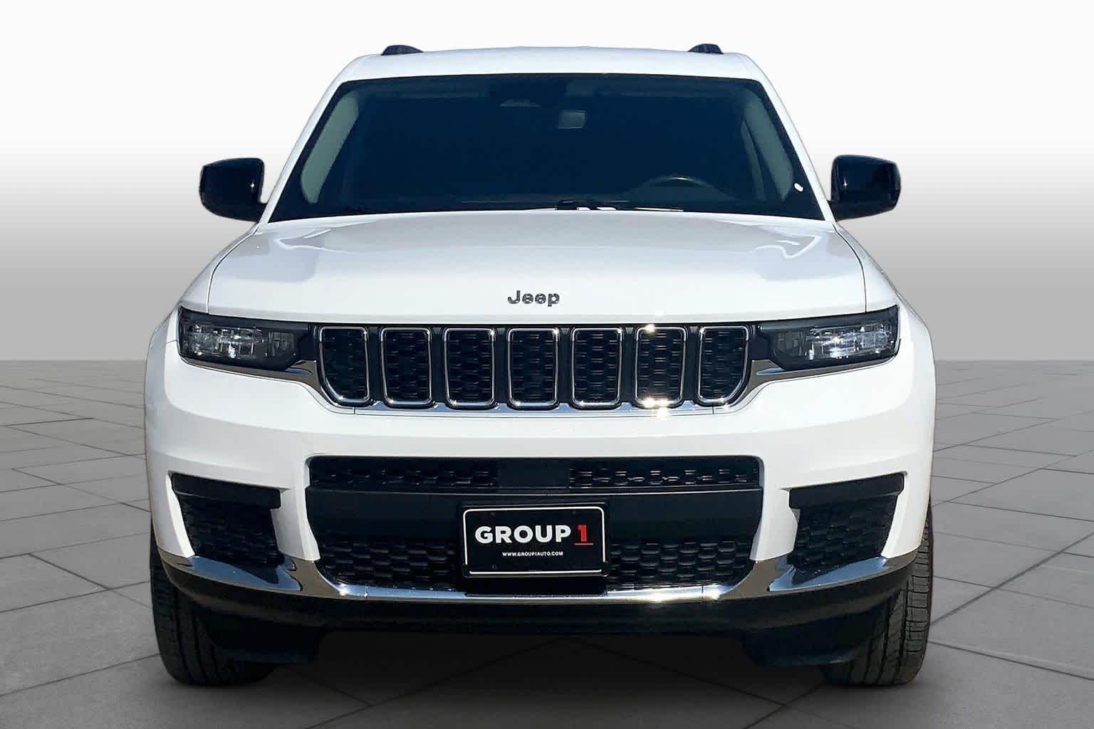 Certified Used 2023 Bright White Clearcoat Jeep Laredo image 4