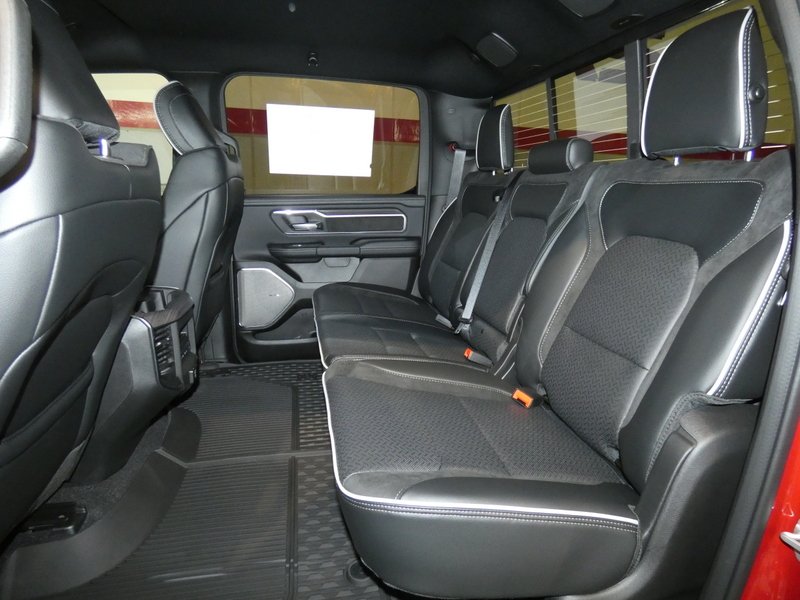 2026 RAM 1500 Laramie - Photo 25