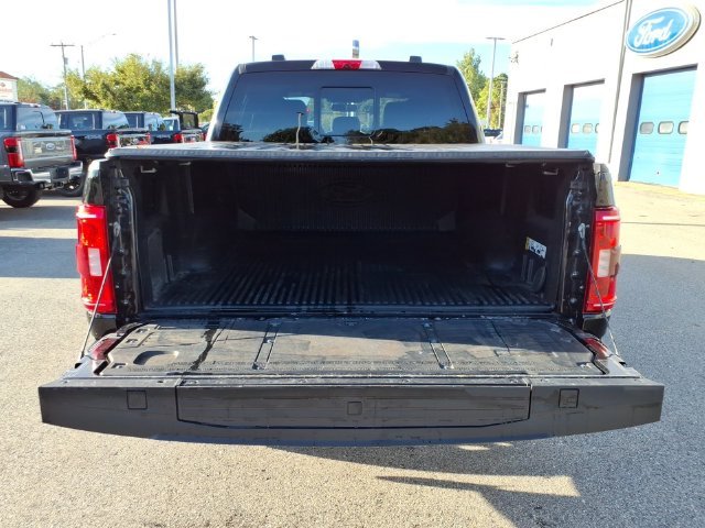 Used 2022 Black Metallic Ford XLT image 14