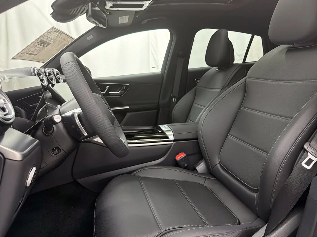 New 2027 Black Mercedes-Benz GLC 300 Coupe image 13