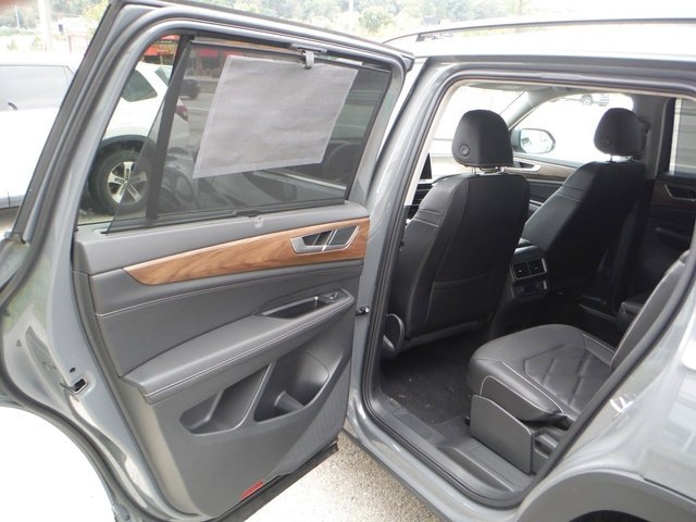 2026 Volkswagen Atlas SE w/Tech - Photo 35