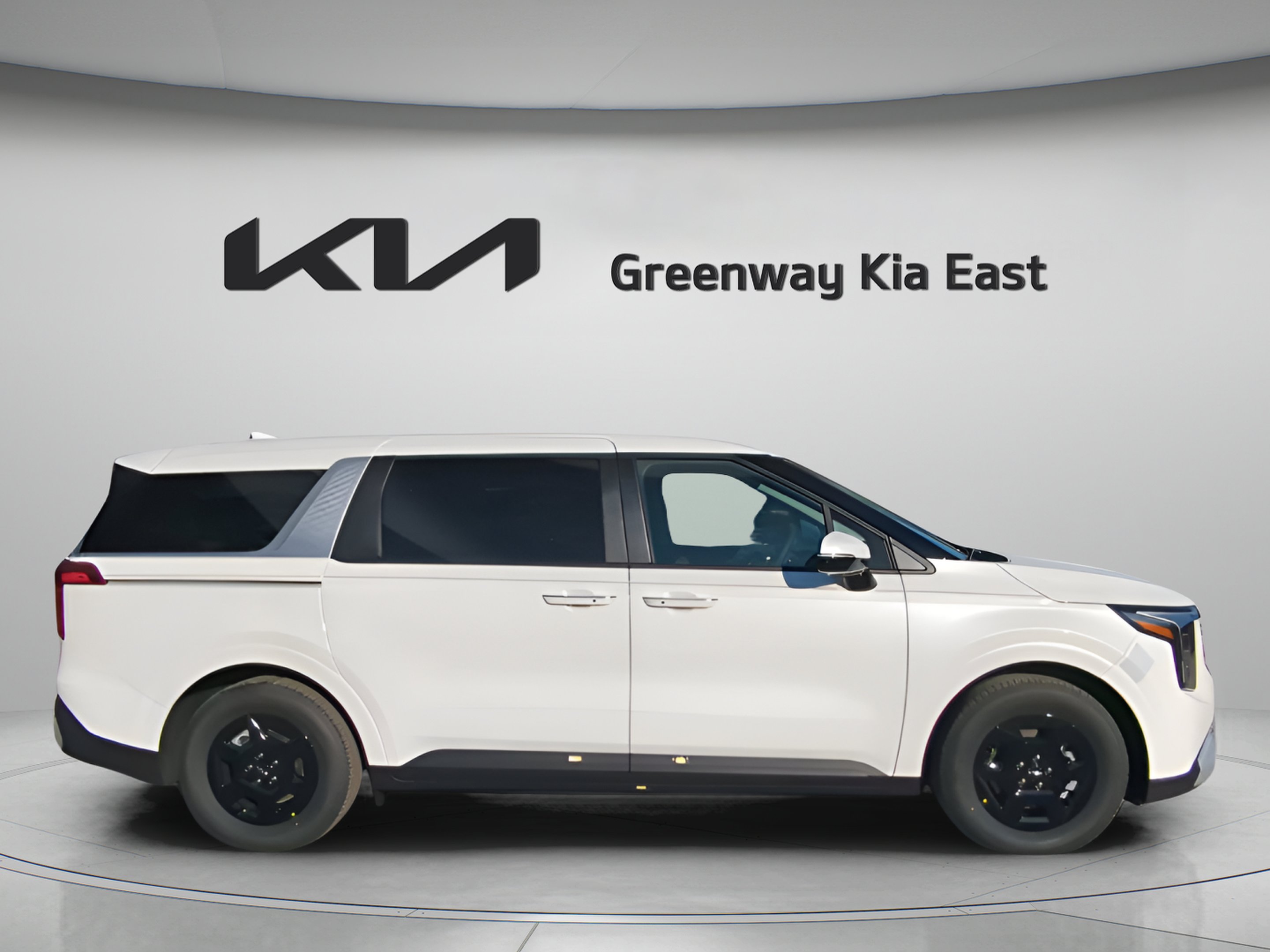 New 2026 Snow White Pearl Kia LXS image 4
